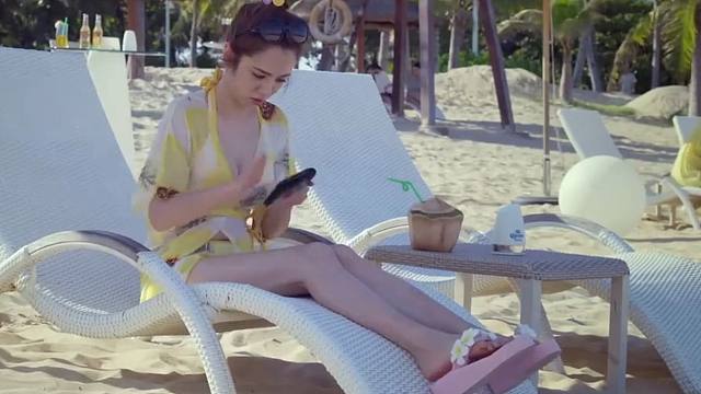 【我的体育老师】王晓晨的泳装看得流鼻血？