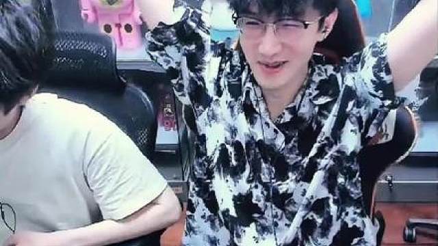 《照顾所有玩家》 