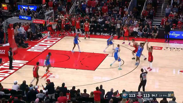 火箭和雷霆打起来了