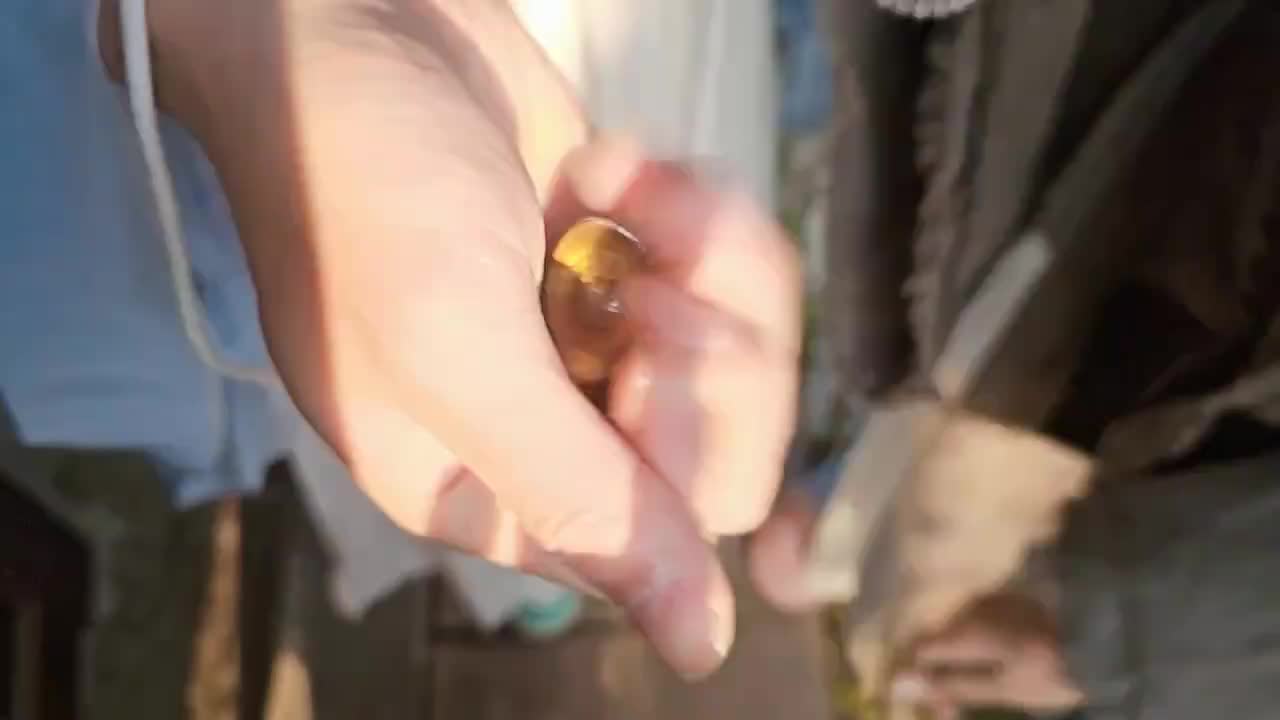 团播剧本杀竟然有人得瑟自己钱多，看我给她全抢光！