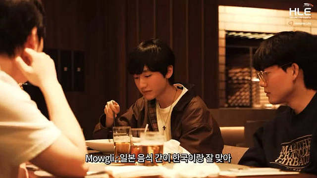 觉得中国菜最好吃的ViperMowgil：感觉日本菜和韩国菜最好吃Viper：我吃过的里面 最好吃的