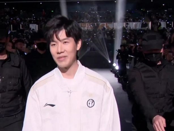 新IG官宣:Theshy，Jiejie，Rookie，Gala，Meiko!