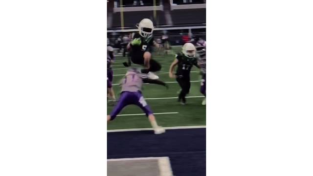 “我在九岁的时候，就从别人头上跨过”