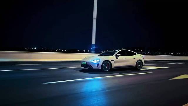 小米Su7 Show time 太帅了！！！！