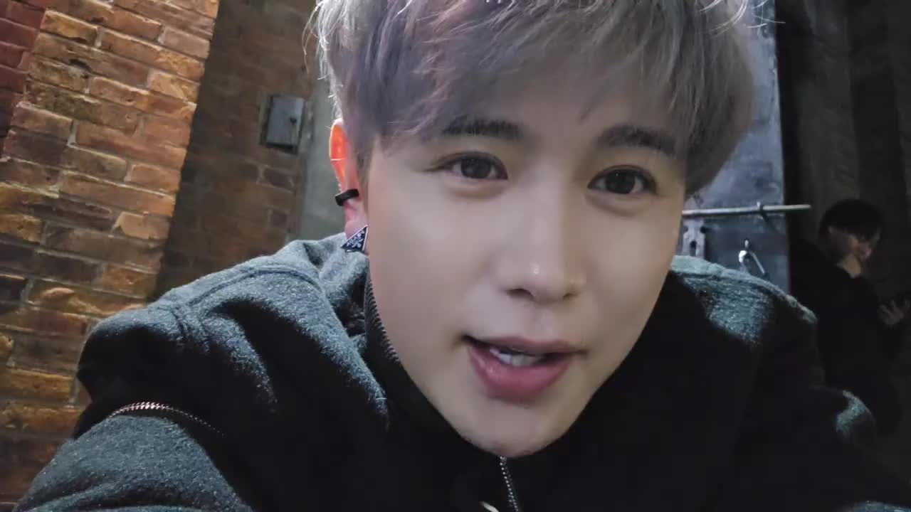 【童锦程】说实话跟1995打拳没希望，但是比喝酒我们公司稳赢