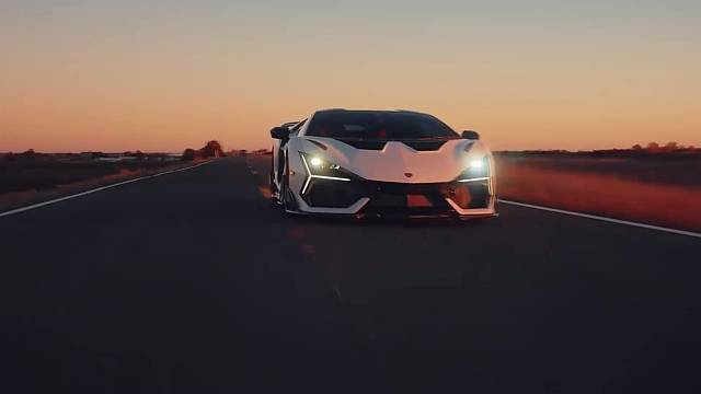 等你开上了心爱的车子 最想带谁去兜风