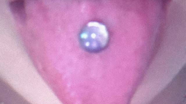 把你的灵魂禁锢在我的躯体