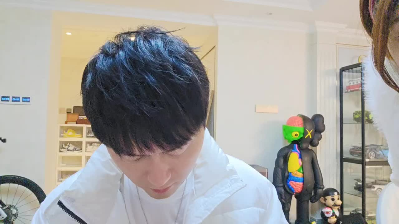 研究一下我过生日阿B送给我的金条是多少克的！