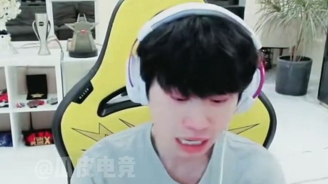 Doinb泪洒直播间