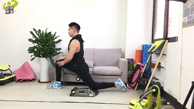 怎样拉伸更有效？多功能健腹机，安全伸展紧塑全身，居家高效塑形训练推荐