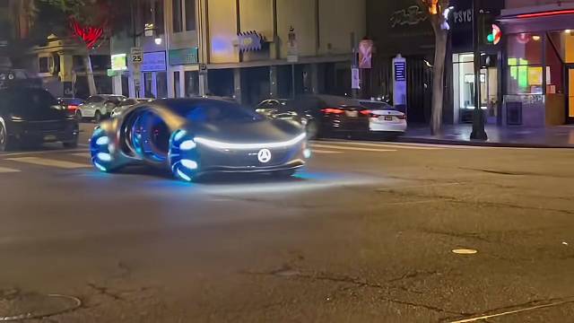 科技感十足汽车