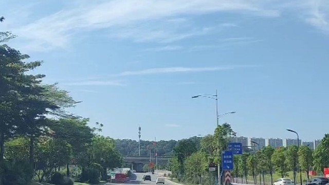 为什么高速隧道都是弯曲的呢#每天一个用车知识 #高速隧道 #驾驶技巧