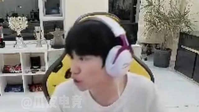 Doinb拍LPL定妆照准备复出