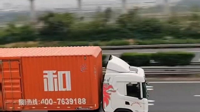 大车司机开车究竟有多疯狂！#货车司机 #长途 #开车