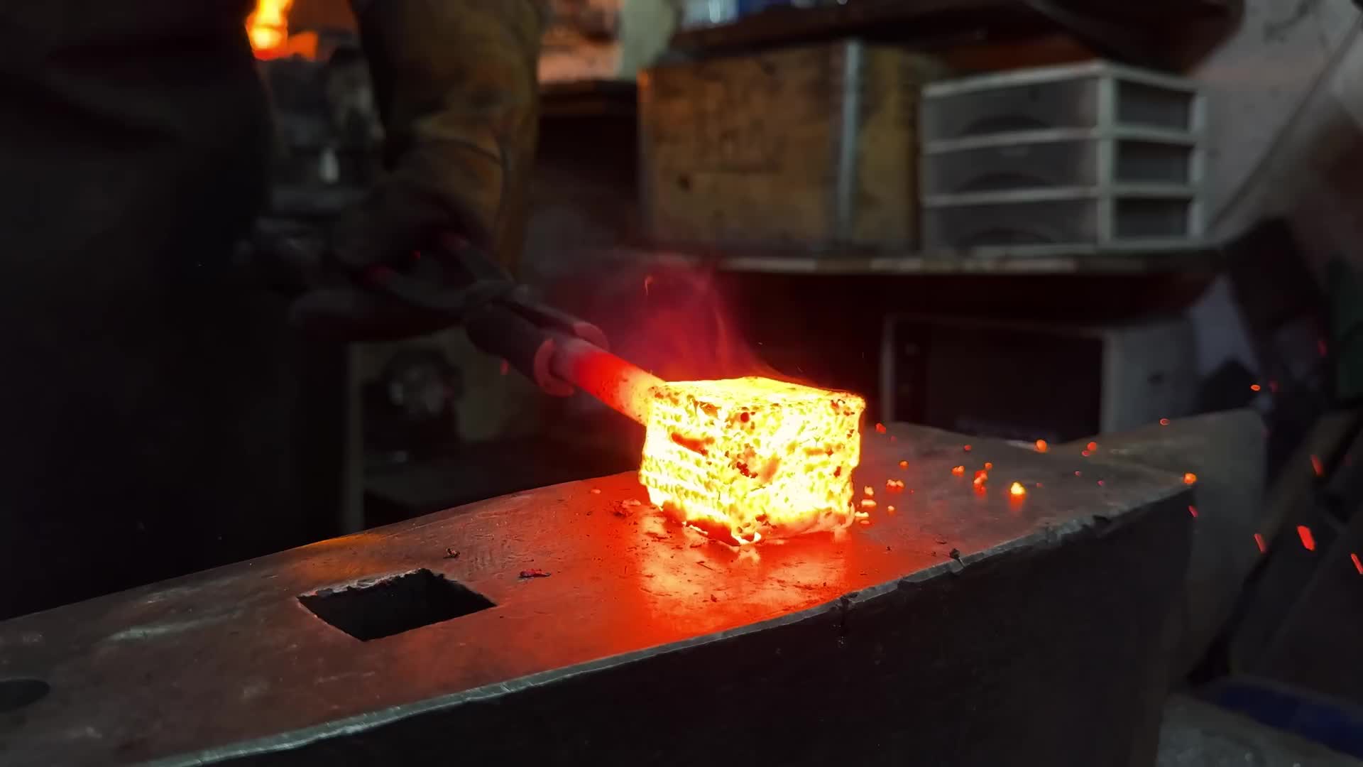 250 Layers of Steel Forging a Damascus Blade