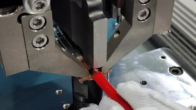 恒友音达超声波  超声波金属焊接机