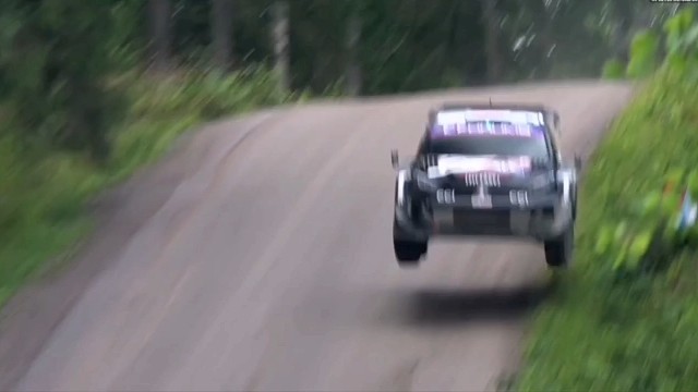 汽车拉力赛高光时刻