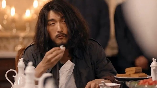 一个邋遢的乞丐 竟让人起死回生