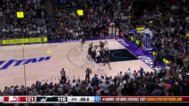 特雷杨这个没过半场的超远逆天三分绝杀，也太无情了…吹杨，Im….哎呀卧槽…​​​