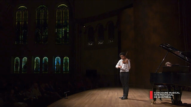 《拉威尔茨冈》是法国作曲家莫里斯·拉威尔（Maurice Ravel）于1919年创作的钢琴曲，作品