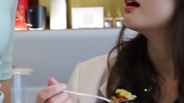 九个符号学英语SoEasy：优雅的elegant