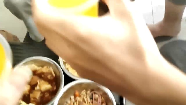 在老师宿舍办酒