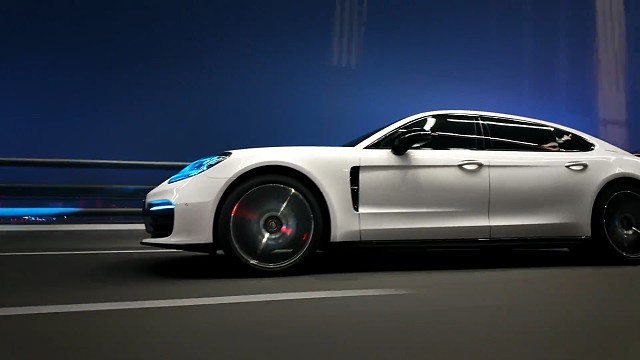 这才是男人爱看的吧