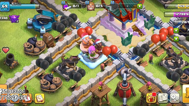 《部落冲突》闪电战靴可以再买宝石可以再挣，但是如果水晶球没了，那就是真的没了。
水晶球和发条合唱团演