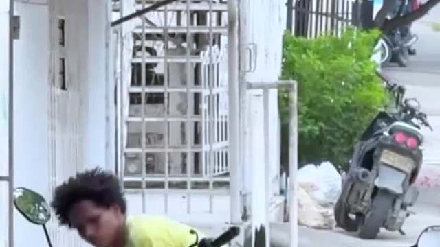 老外恶搞笑岔气啦