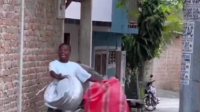 老外恶搞太疯狂啦