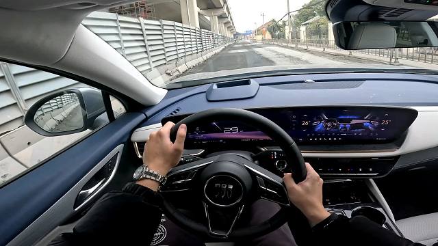 第一视角 开别克昂科威plus走上海拉力路段看看昂科威plus底盘舒适性如何 顺便聊聊传统燃油车的一