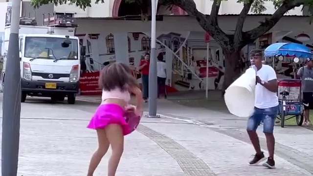 别样整蛊乐开怀