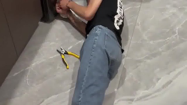 现在的人真是不容易啊。