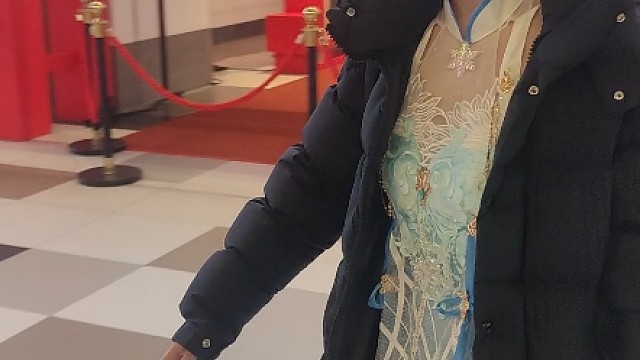 光速下班的王墨绫子