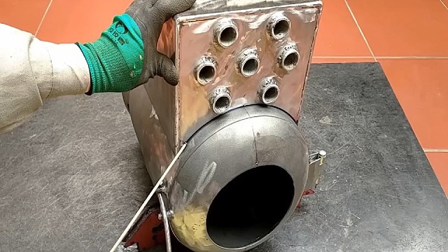 旧煤气罐的这番巧妙改造真是创意便捷又实用