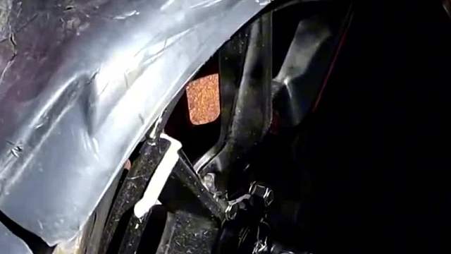 把一台巨大的柴油机塞进野马里