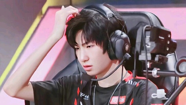 成都AG超玩会 一诺