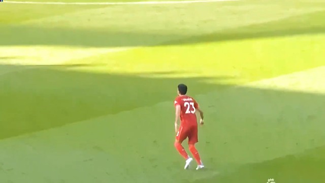 足球的停球艺术 #。足球的魅力