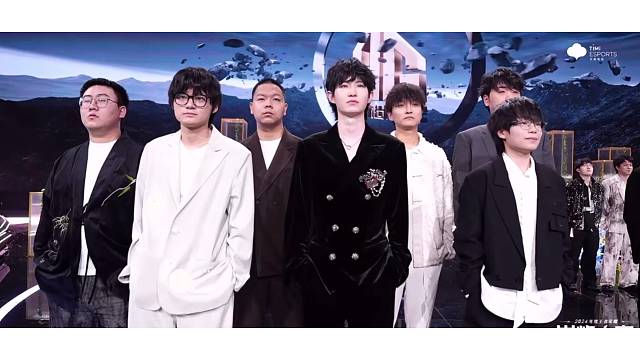 AG西装杀男模走秀现场