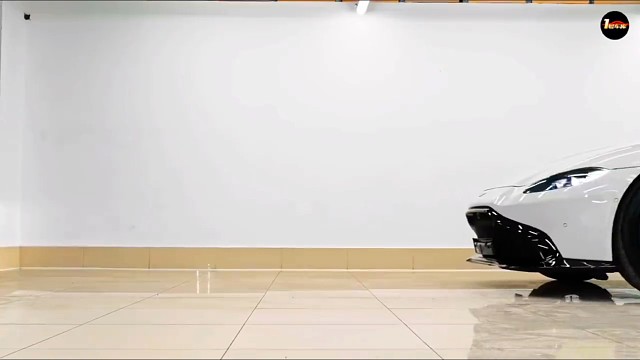 阿斯顿马丁跑车