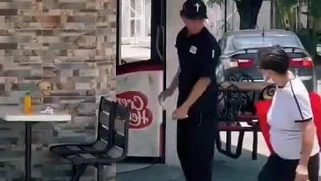 老外恶搞超刺激