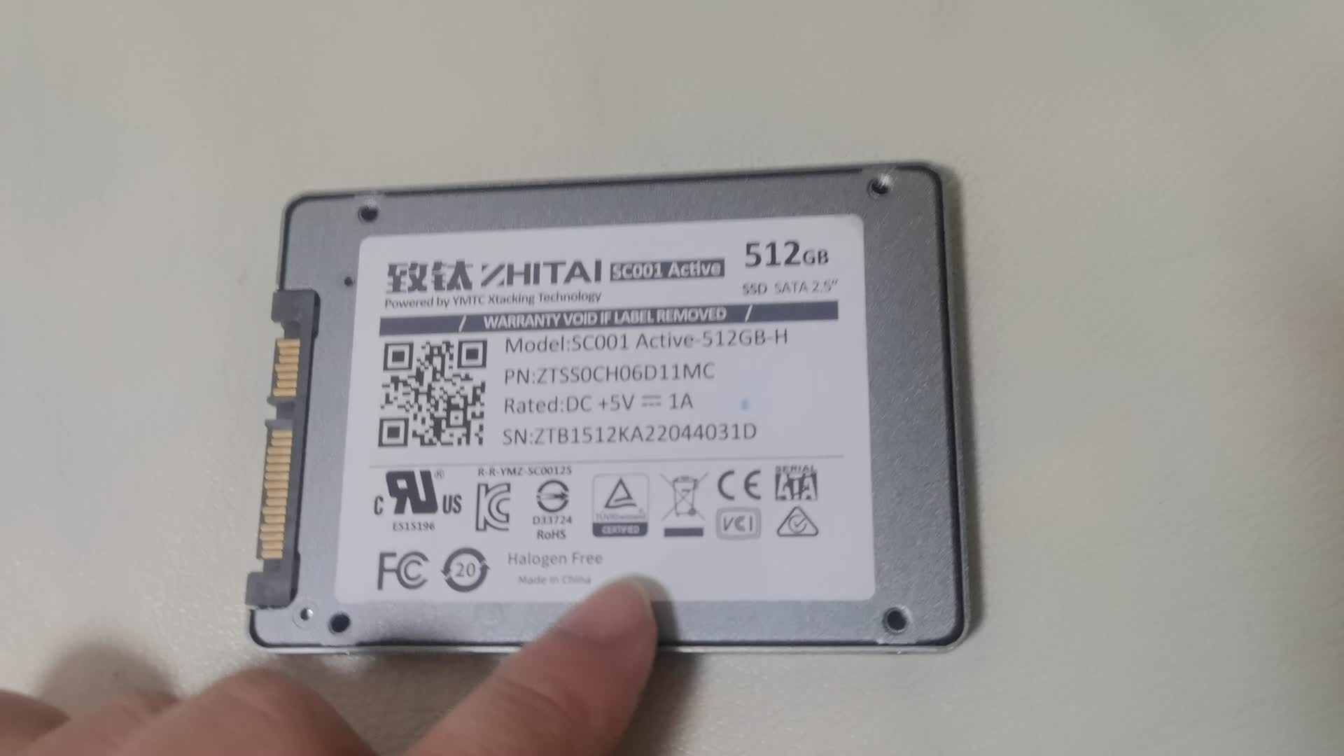 140包邮的致钛SC001 512G 2.5SATA固态开箱