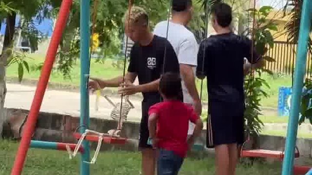 老外恶搞笑掉泪