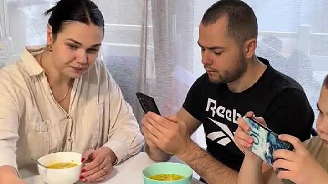 爆笑老外恶搞笑到失去表情