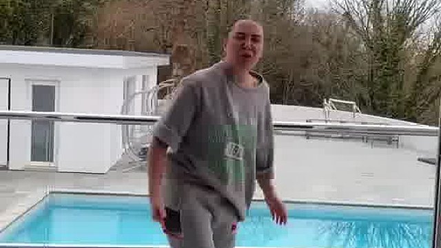 诙谐老外恶搞笑到笑到岔气