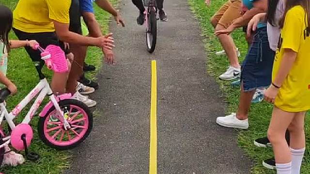 炸裂！老外恶搞笑