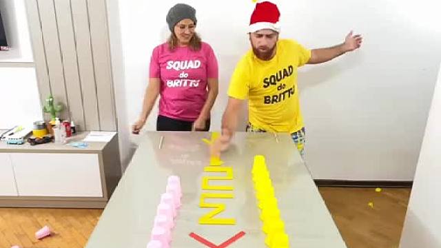 爆笑老外恶搞懵到合不拢嘴