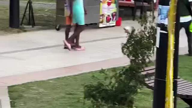 逗趣！老外恶搞笑到笑到打滚