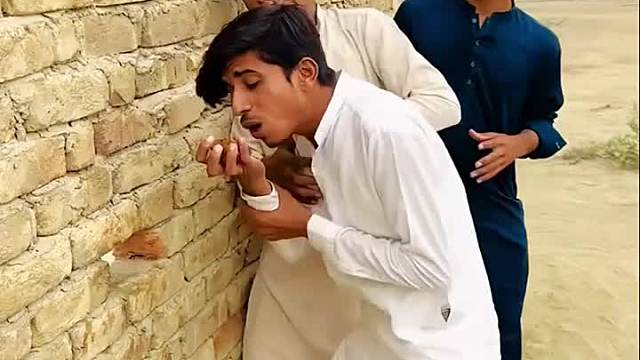 超炫！老外恶搞懵到对方笑到缺氧