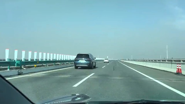 是不是减震柱拆除了？？？